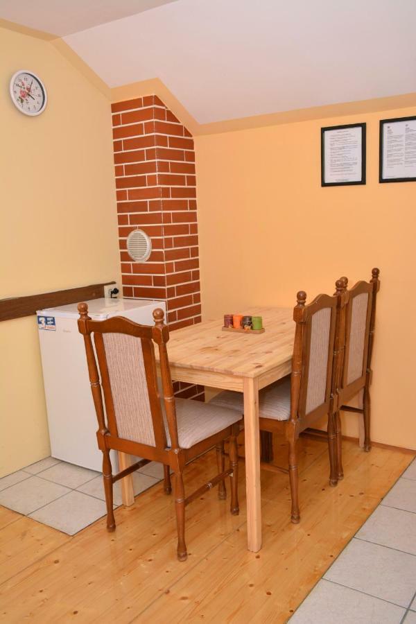 Apartman Viktorija Крапінське Топліце Екстер'єр фото
